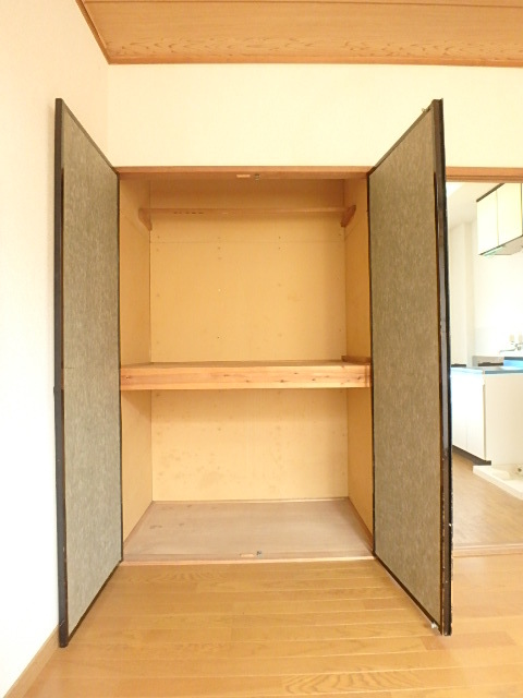 収納　図面と現状に相違がある場合には現状を優先