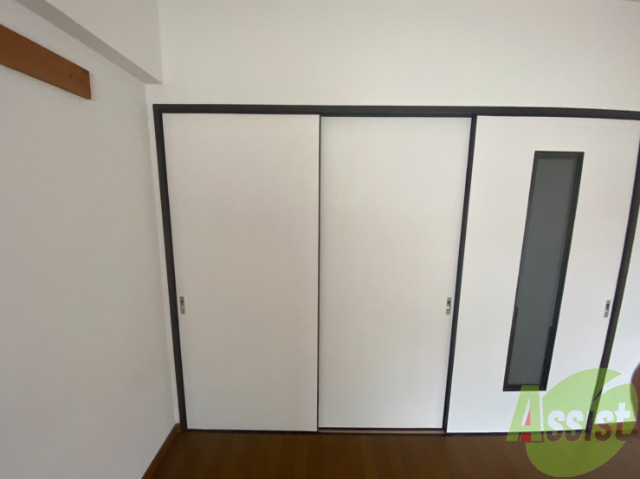 収納　収納がありました。お洋服や荷物はここへ。