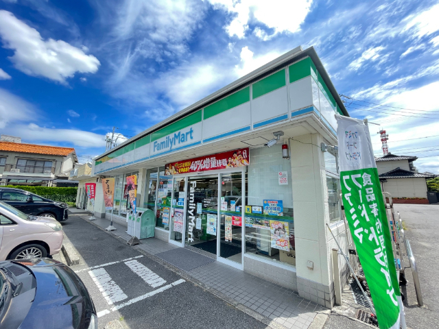 【リコット岡崎駅東のコンビニ】