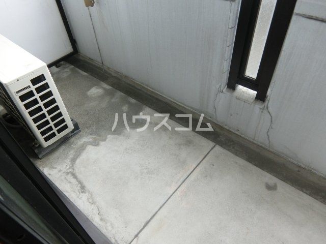 【四日市市茂福町のマンションのバルコニー】