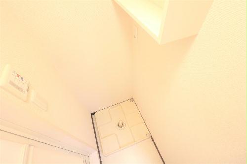 その他設備　防水パン付き室内洗濯機置き場あり