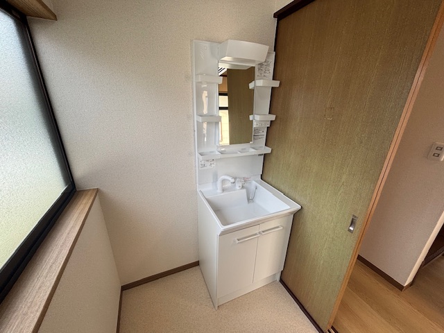 洗面設備　洗面台新品