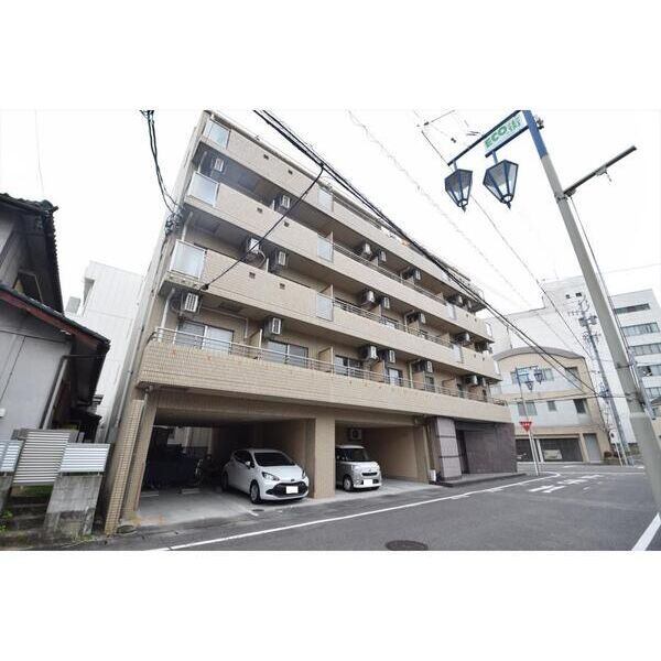 【オーシャン三河豊田駅前の建物外観】