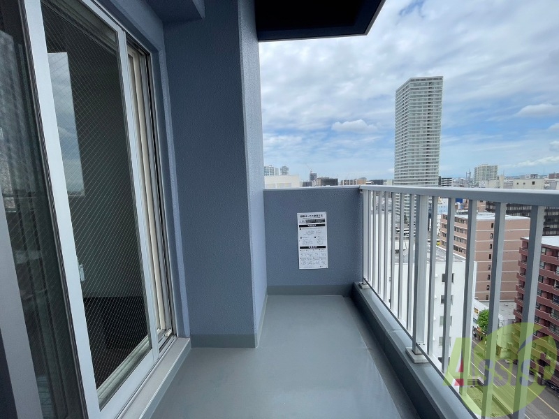 バルコニー　バルコニーです。洗濯物を干したり一息ついたりできますね！