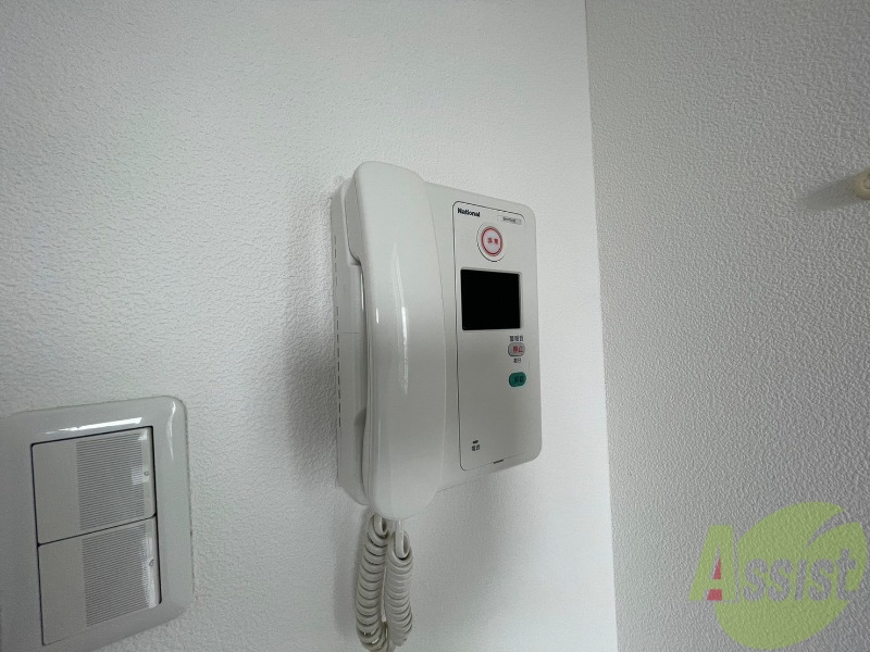 その他設備　ＴＶモニター付インターホンです。来客者の顔が見えるので安心！