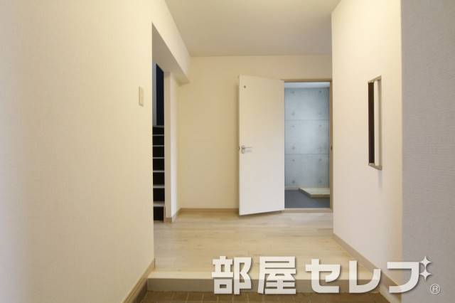 玄関　玄関スペースです。