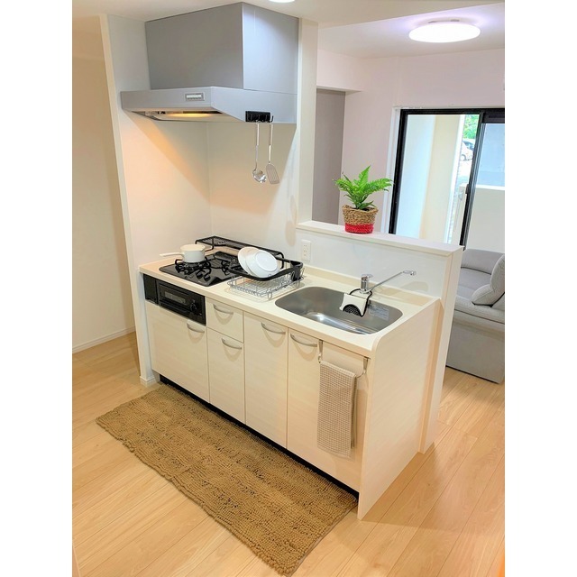 キッチン　反転タイプ