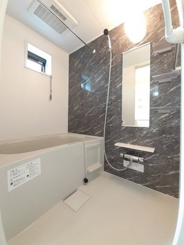 バス・シャワールーム　お風呂です
