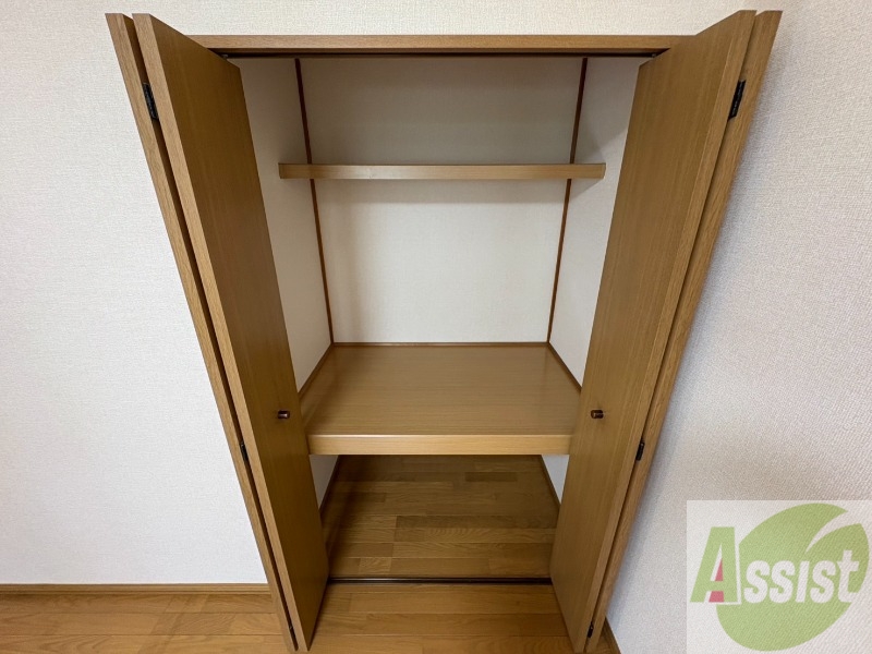 収納　収納もバッチリあるのでお部屋が片付きますよ！