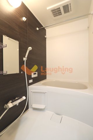 バス・シャワールーム　きれいなお風呂です