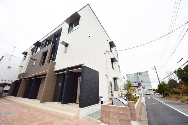 建物外観　★お部屋探しはタウンハウジング湘南台店まで★