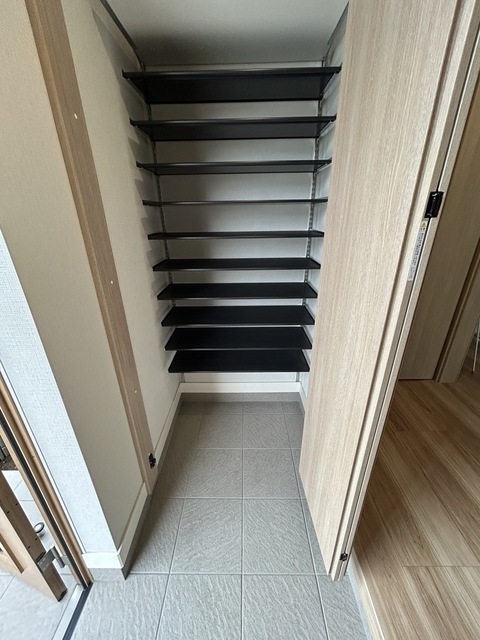 玄関　シューズボックス