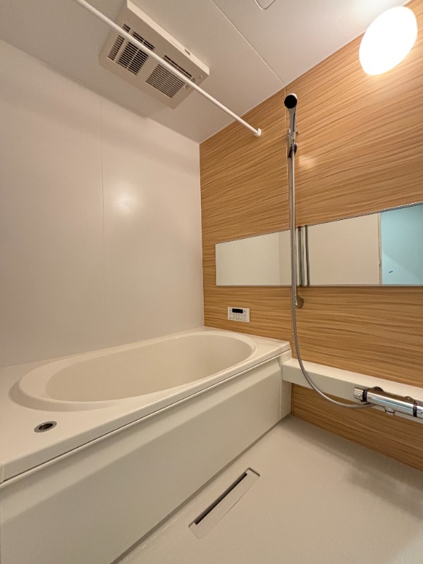 バス・シャワールーム　３０３号室　写真