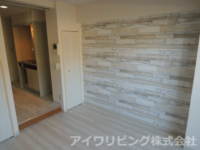 居室・リビング　洋室5.5帖【ジュネス桜ヶ丘】