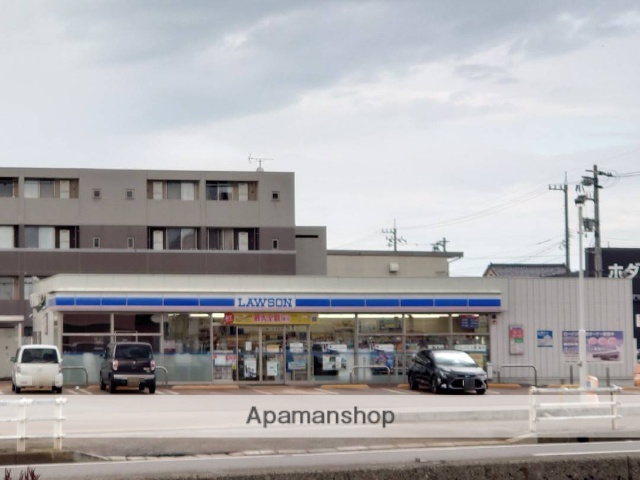 コンビニ　ローソン高岡熊野町店（コンビニ）まで379m