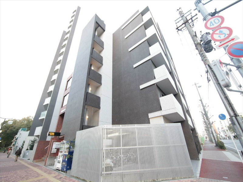 建物外観　外観　防犯カメラ付　オートロック　宅配ＢＯＸ