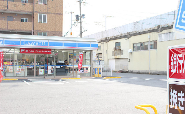 コンビニ　ローソン 別府北的ヶ浜町店（コンビニ）まで360m