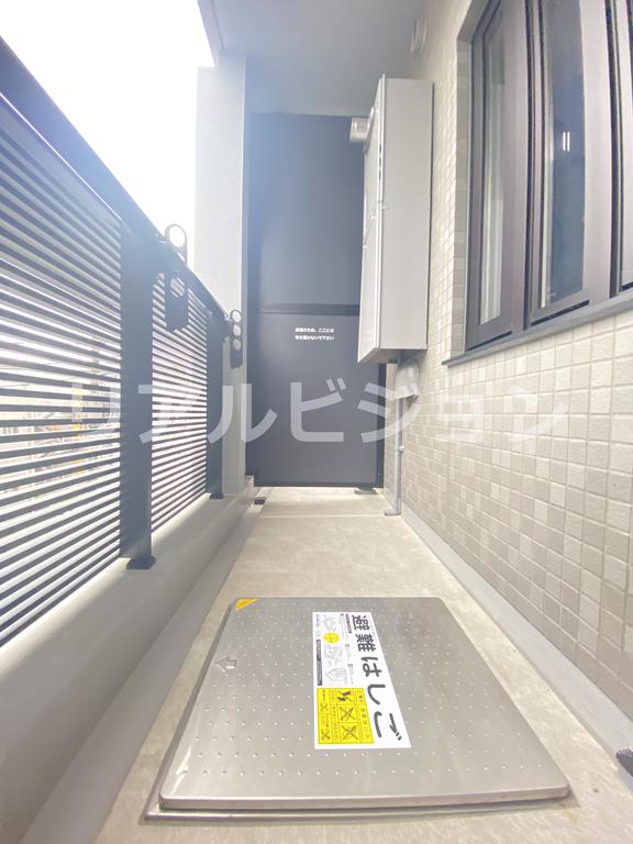 バルコニー　※同間取り参考写真