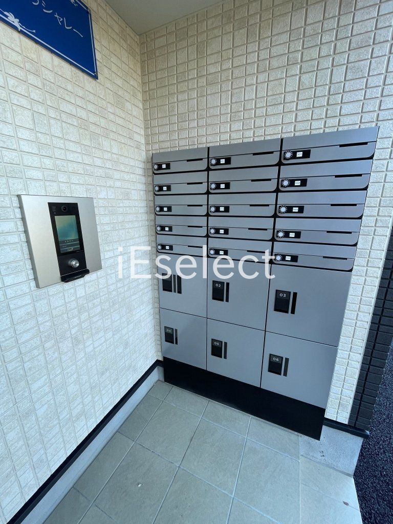 建物外観　駅近ですが落ち着きのある住環境です