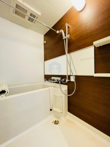 バス・シャワールーム　同マンション別部屋参考写真