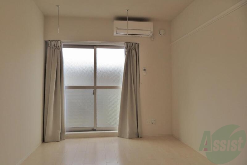 居室・リビング　シンプルな造りがなんとも使いやすい。そんな間取りです。