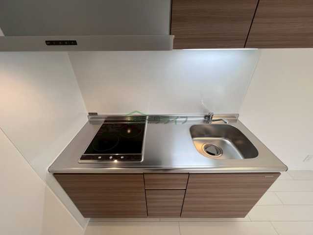 キッチン　※参考写真です。同じ間取りの別部屋になります。