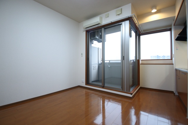 居室・リビング　※別室の参考写真の為、現況優先です。