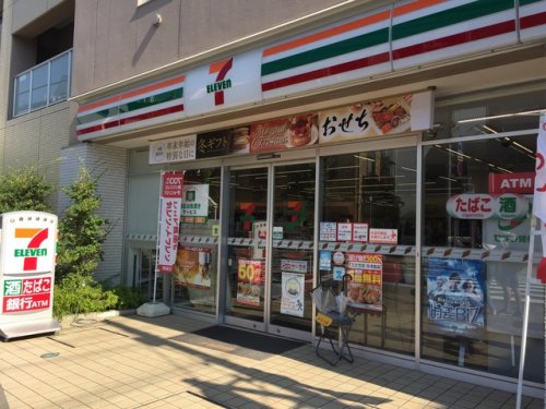 コンビニ　セブンイレブン 江東東陽5丁目店（コンビニ）まで581m