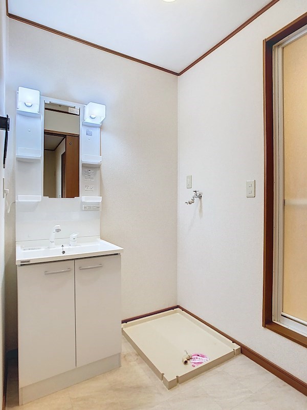洗面設備　他のお部屋の写真です