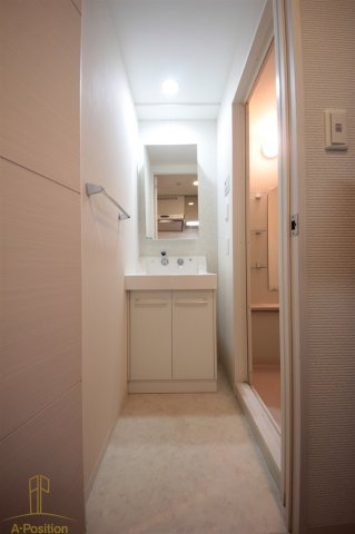 洗面設備　レジュールアッシュ心斎橋リュクス