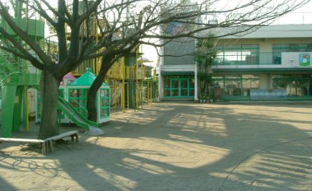 幼稚園・保育園　三鷹双葉幼稚園（幼稚園・保育園）まで456m