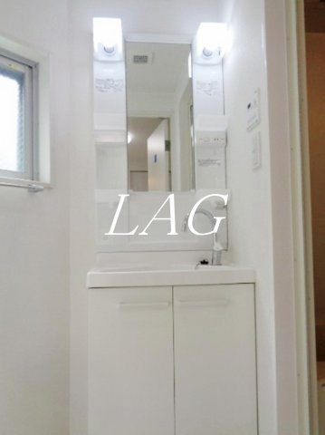 洗面設備　洗面台です。