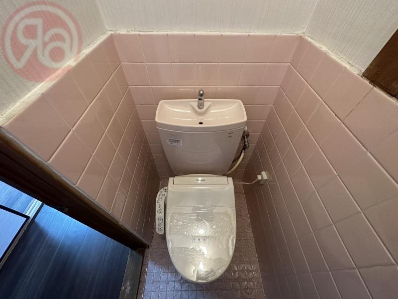 トイレ　寝室にいかがでしょうか