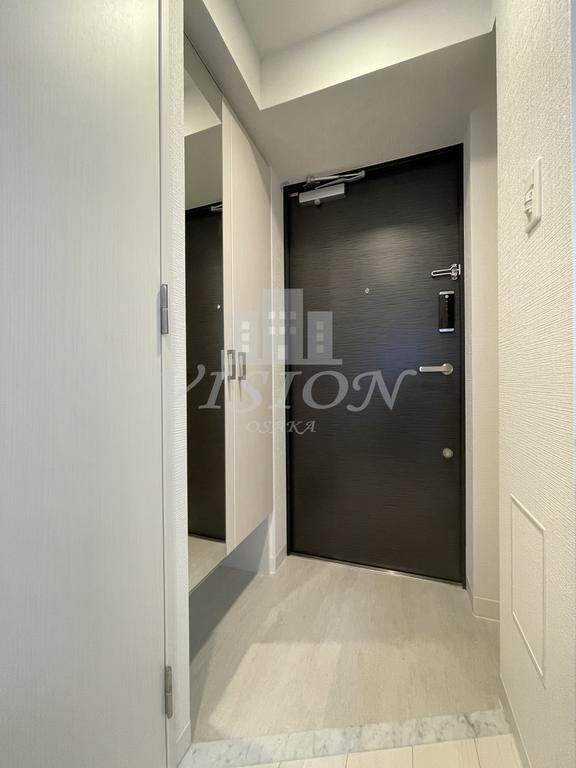 玄関　同シリーズ別マンション写真参照