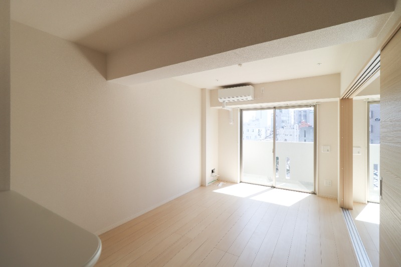 居室・リビング　図面と現状に相違がある場合には現状を優先