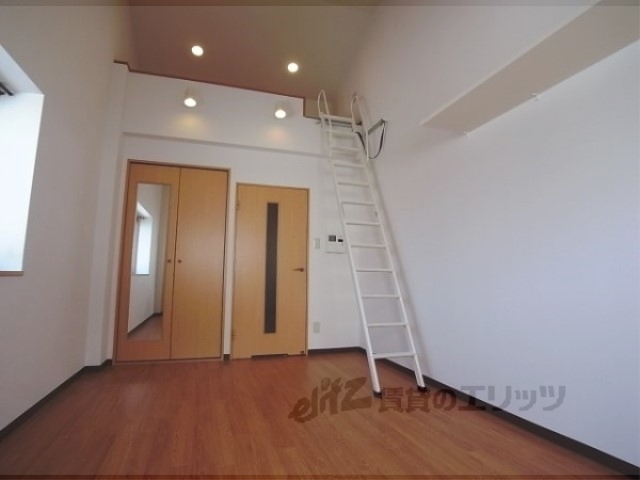 居室・リビング　洋室