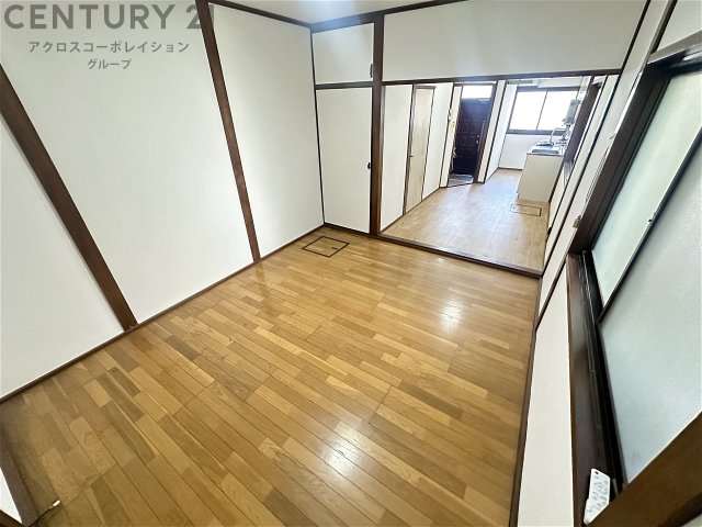 居室・リビング　明るいリビングです！