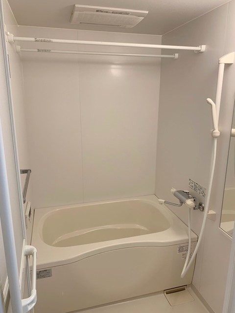 バス・シャワールーム　★浴室乾燥機、追い炊き機能付きバスルーム★