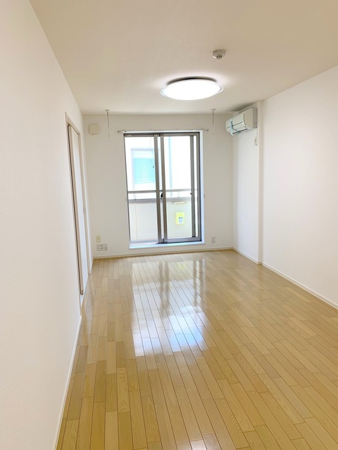 居室・リビング　★南向きのお部屋です★