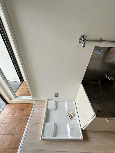 洗面設備　別部屋参考写真です