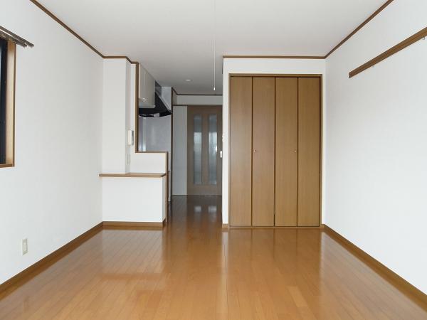 居室・リビング　内装