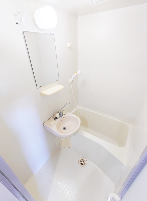 バス・シャワールーム　浴室