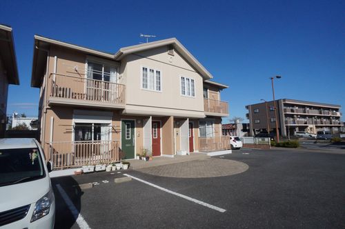 建物外観　外観は落ち着いています