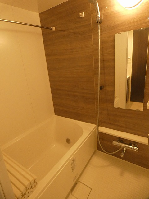 バス・シャワールーム　バス