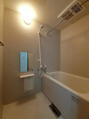 バス・シャワールーム　お風呂です