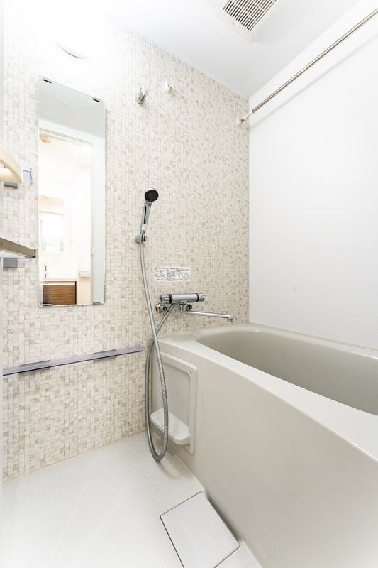 バス・シャワールーム　バス