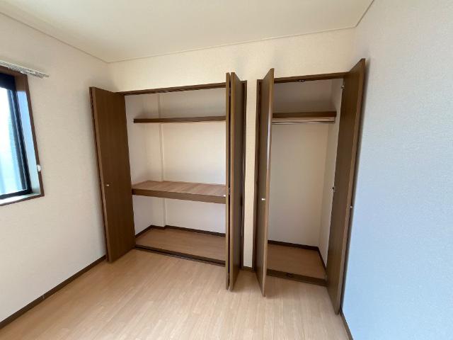 収納　南洋室収納