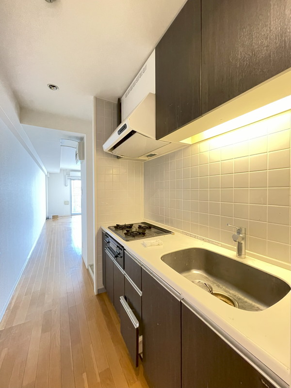 キッチン　※別部屋参考写真