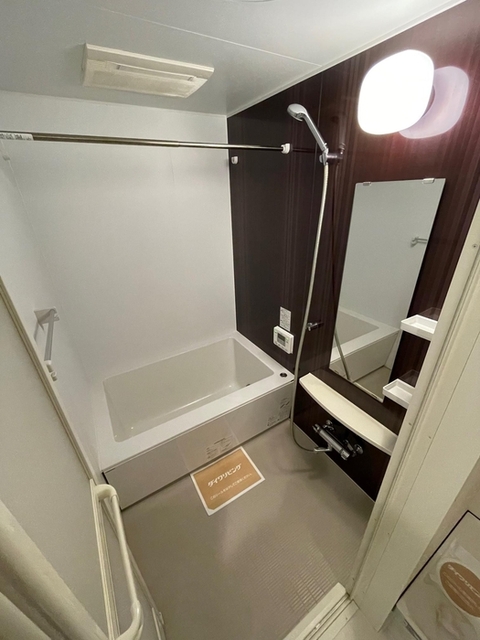 バス・シャワールーム　バス