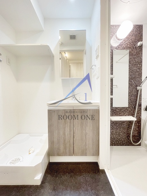 洗面設備　独立洗面台です。